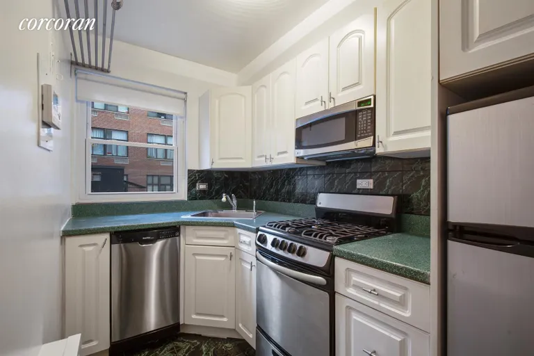 New York City Real Estate | View 321 East 45th Street, 7D | Kitchen | View 2
