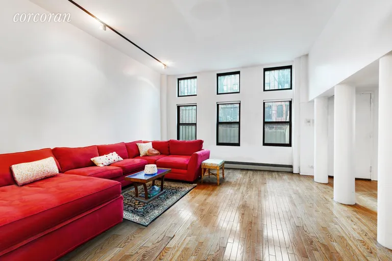New York City Real Estate | View 100 Manhattan Avenue, 1B | room 1 | View 2