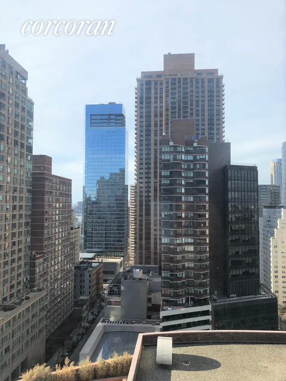 New York City Real Estate | View 111 West 67th Street, 22A | room 6 | View 7