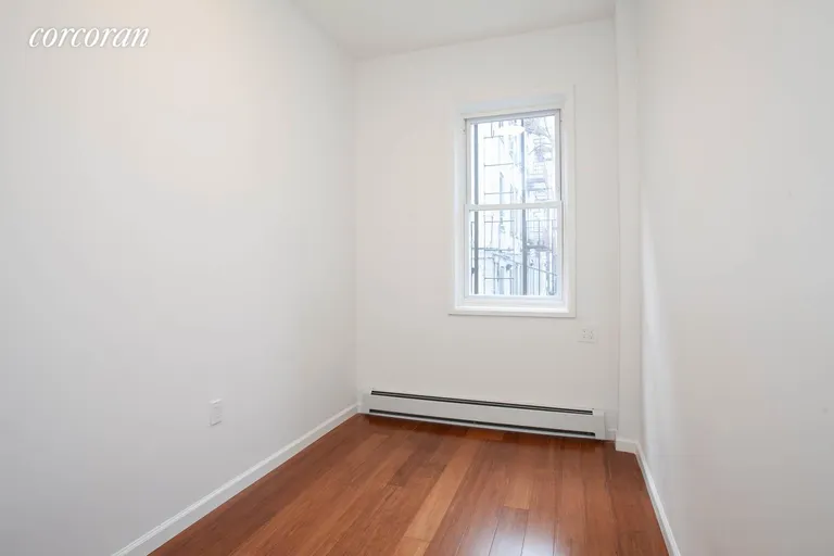 New York City Real Estate | View 674 Franklin Avenue, 2 | room 6 | View 7