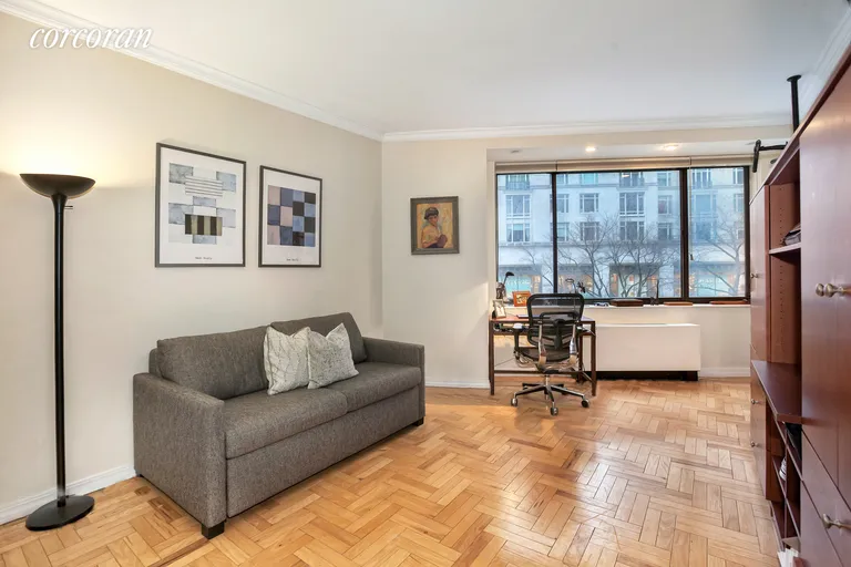 New York City Real Estate | View 62 West 62Nd Street, 4F | room 5 | View 6