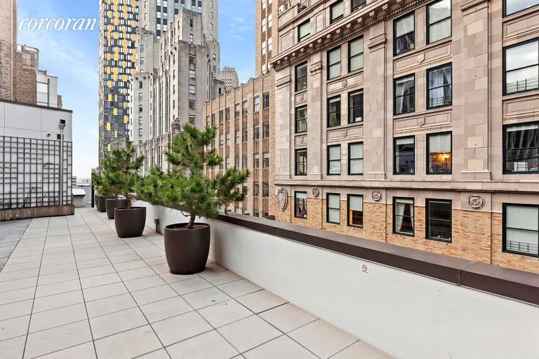 New York City Real Estate | View 1 Wall Street Court, 1105 | Panoramic Downtown views | View 8