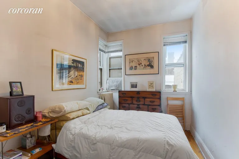New York City Real Estate | View 114 Remsen Street, 1B | room 3 | View 4