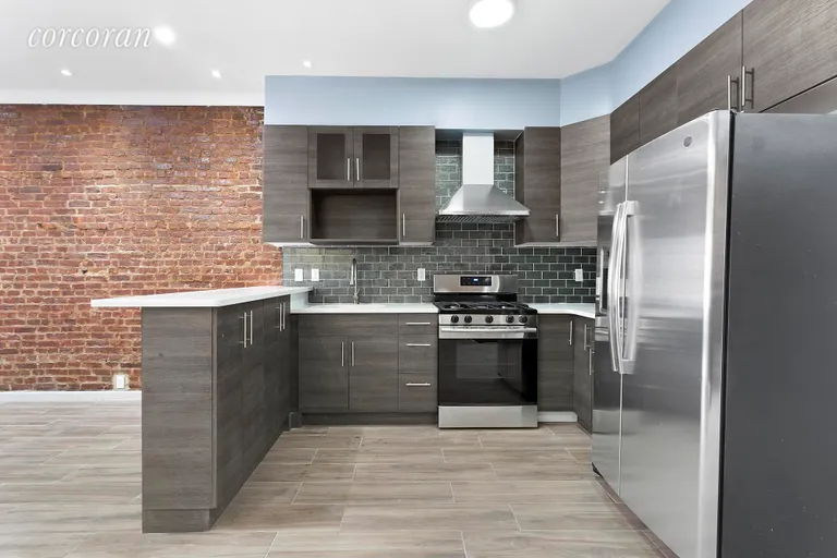 New York City Real Estate | View 370 New York Avenue, 2 | 3 Beds, 2 Baths | View 1