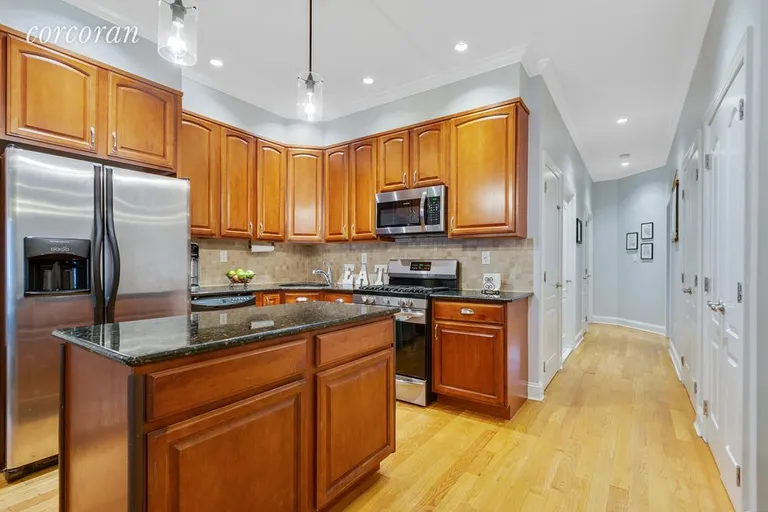 New York City Real Estate | View 231 Bay Ridge Parkway, 1B | Center Island for entertaining | View 3