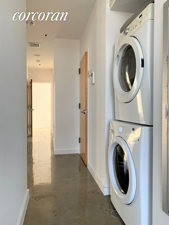 New York City Real Estate | View 161 Roebling Street, PH | Washer/Dryer in-unit | View 6