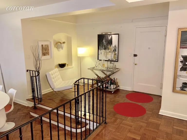 New York City Real Estate | View 333 West 57th Street, 408 | Foyer | View 2