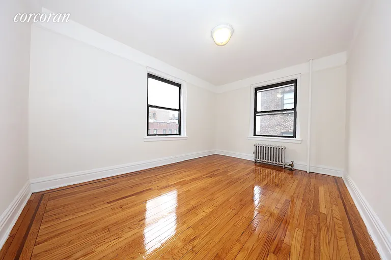 New York City Real Estate | View 25-90 35th Street, 4B | room 4 | View 5