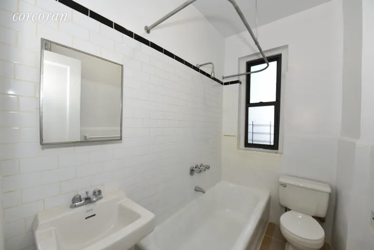 New York City Real Estate | View 1555 GRAND CONCOURSE, 4U | room 7 | View 8