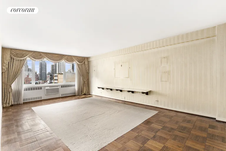 New York City Real Estate | View 35 Sutton Place, 17D | room 4 | View 5