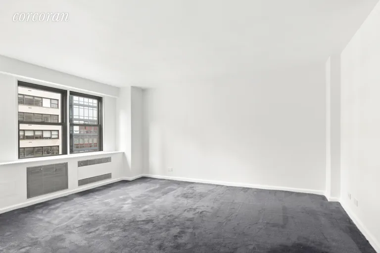 New York City Real Estate | View 399 East 72nd Street, 11E | room 8 | View 9