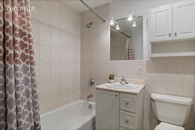 New York City Real Estate | View 316 2nd Street, 4E | One of Two Full Bathrooms | View 7