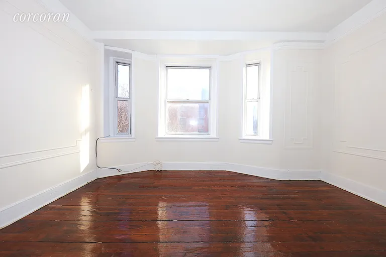 New York City Real Estate | View 74-76 INDIA STREET, F3 | room 4 | View 5