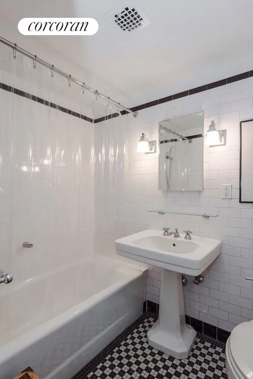New York City Real Estate | View 410 West 24th Street, 10L | room 6 | View 7