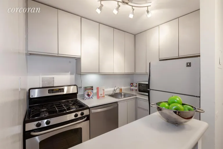 New York City Real Estate | View 330 East 75th Street, 4D | 1 Bath | View 1