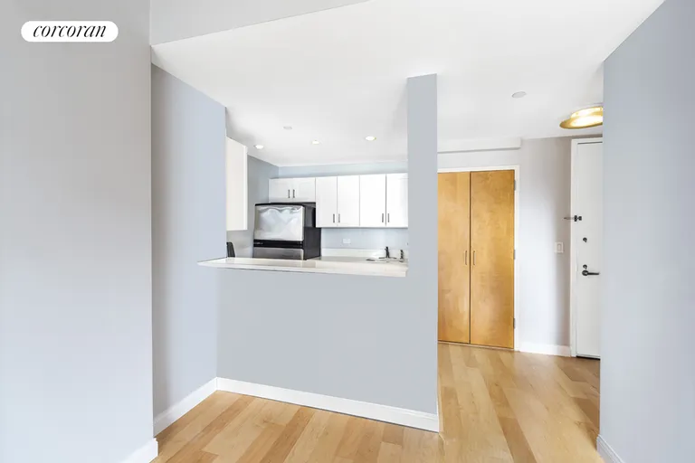 New York City Real Estate | View 520 West 23rd Street, 10B | room 3 | View 4