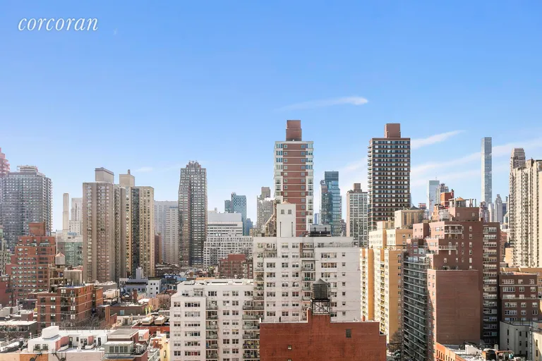 New York City Real Estate | View 404 East 79th Street, 17H | 6 | View 5