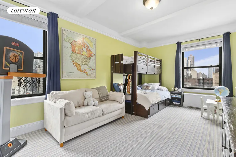 New York City Real Estate | View 129 East 82nd Street, 7C | room 5 | View 6