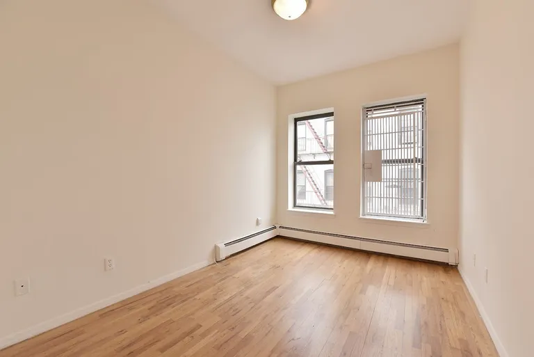 New York City Real Estate | View 201 Saint James Place, 3A | room 5 | View 6
