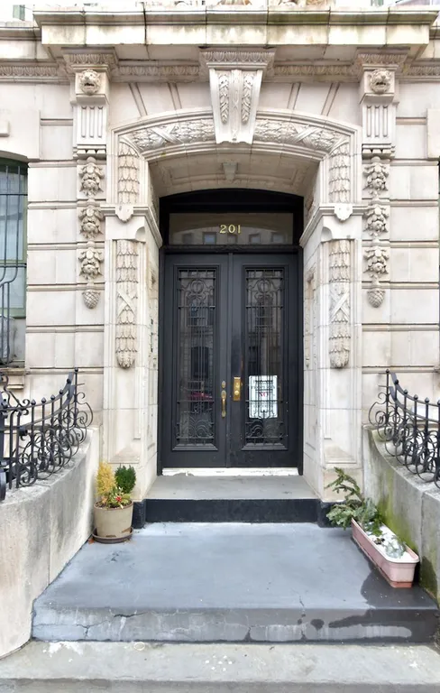 New York City Real Estate | View 201 Saint James Place, 3A | room 7 | View 8