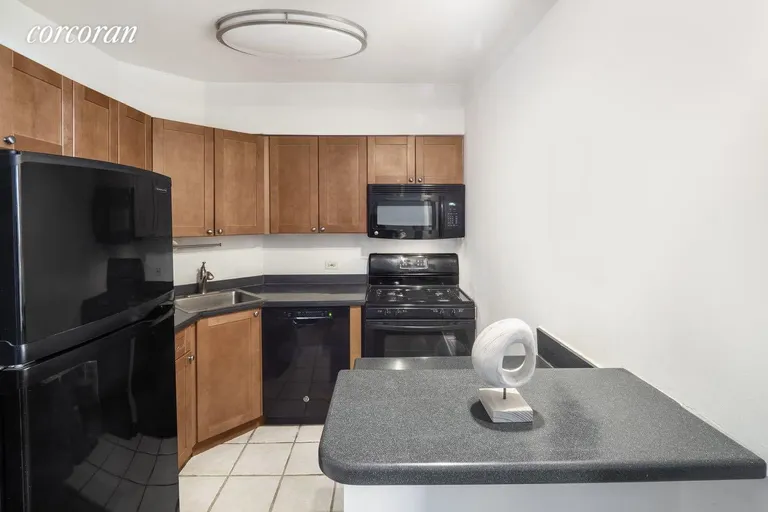 New York City Real Estate | View 311 East 38th Street, 3F | room 3 | View 4
