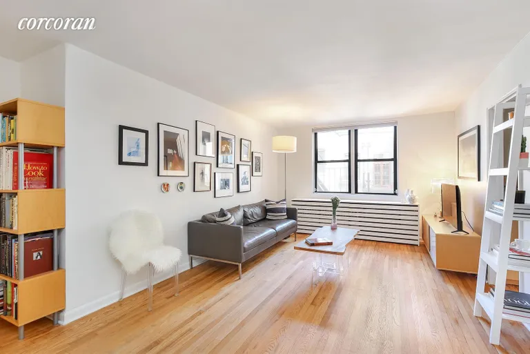 New York City Real Estate | View 439 East 88th Street, 5C | 2 Beds, 1 Bath | View 1