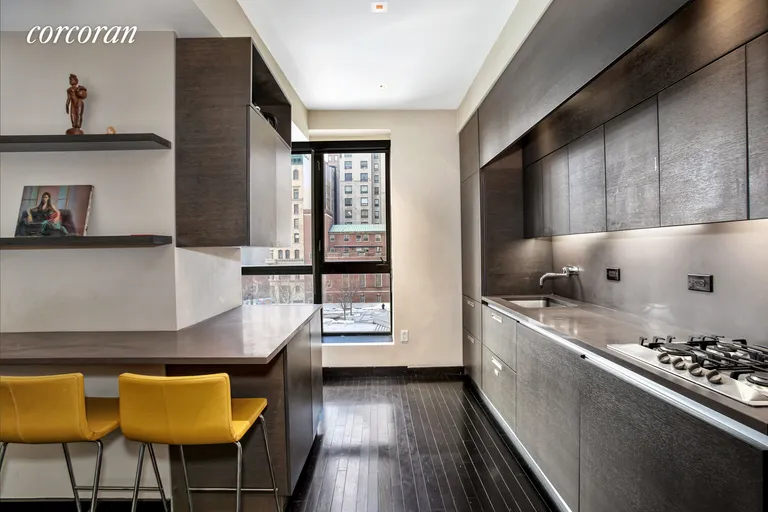 New York City Real Estate | View 20 Pine Street, 402 | room 2 | View 3