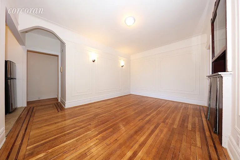 New York City Real Estate | View 30-56 30th Street, 5J | room 3 | View 4