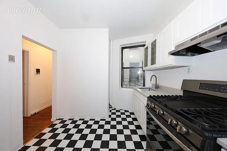 New York City Real Estate | View 270 West 12th Street, 3C | room 1 | View 2