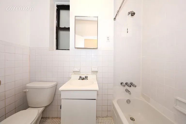 New York City Real Estate | View 270 West 12th Street, 3C | room 10 | View 11