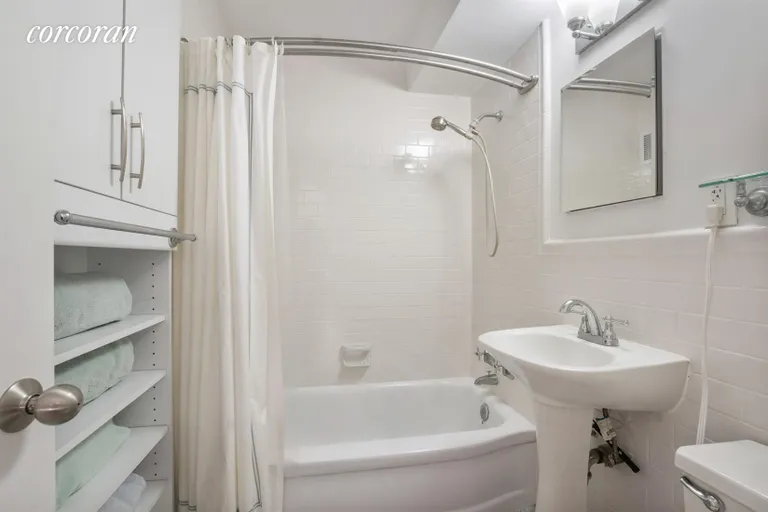 New York City Real Estate | View 549 West 123rd Street, 12F | Master Bathroom | View 7