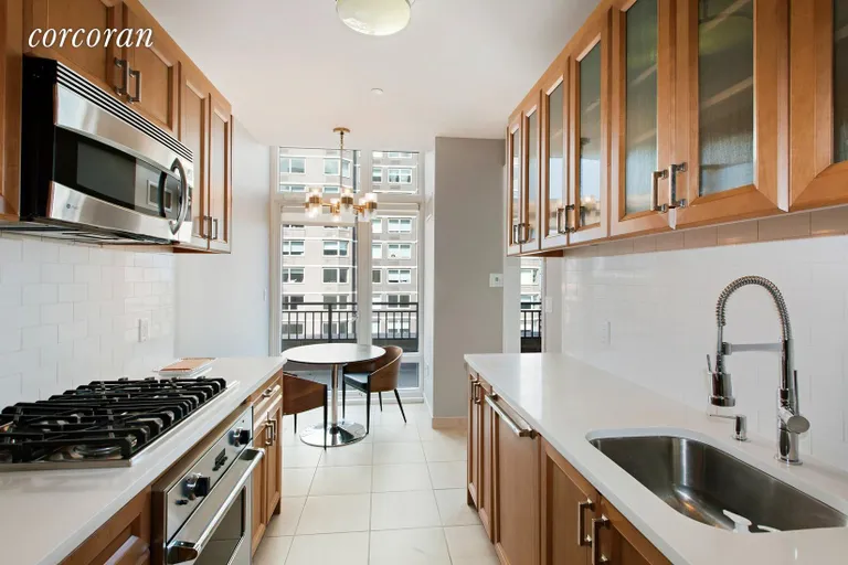 New York City Real Estate | View 205 East 85th Street, 17C | Eat-in Kitchen | View 3