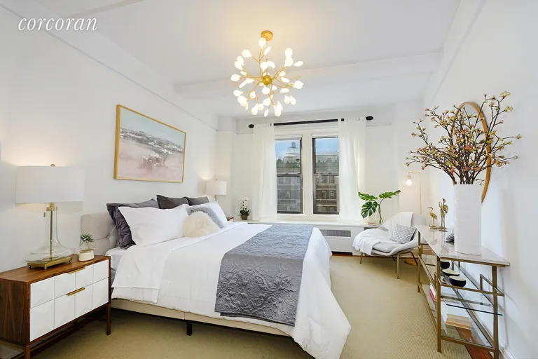 New York City Real Estate | View 215 West 75th Street, 9GH | room 3 | View 4