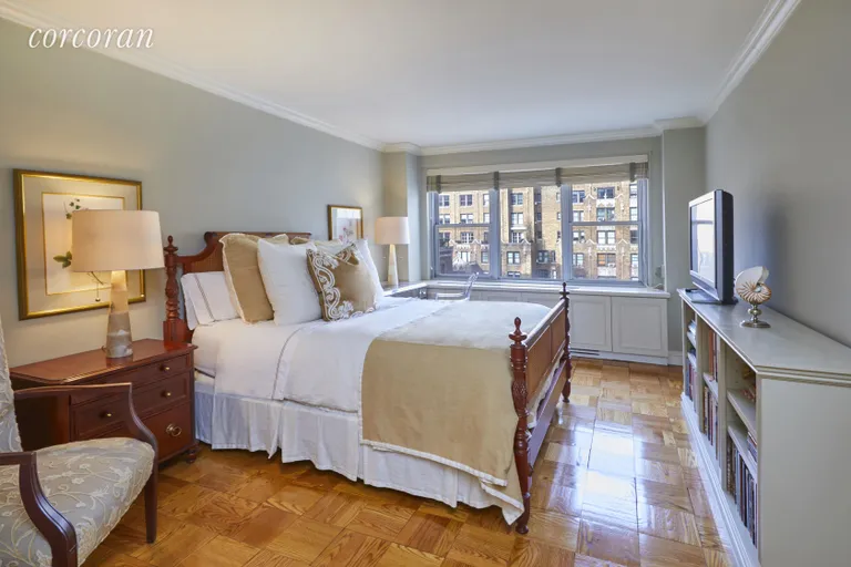 New York City Real Estate | View 15 West 72Nd Street, 16TU | room 4 | View 5