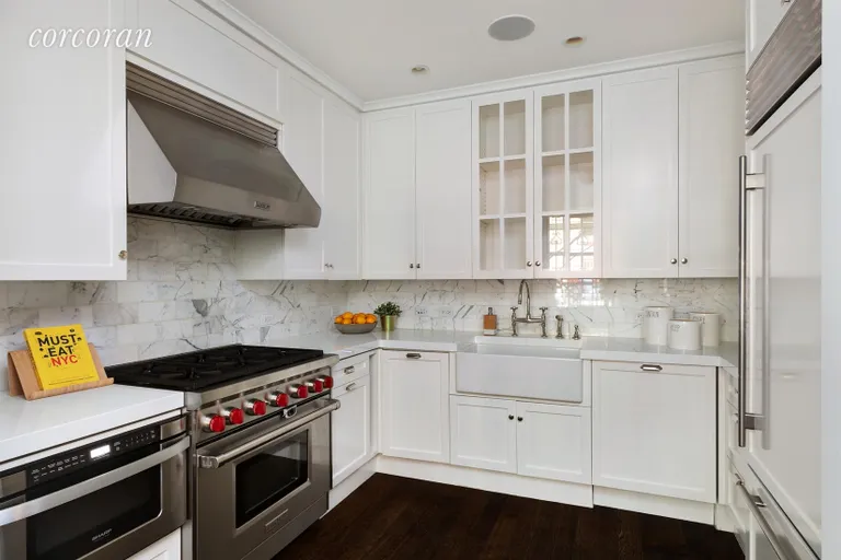 New York City Real Estate | View 28 East 10th Street, Maisonette | room 2 | View 3