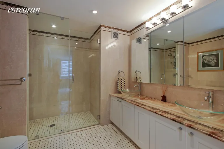 New York City Real Estate | View 30 West 63rd Street, 25AB | Master Bathroom | View 5