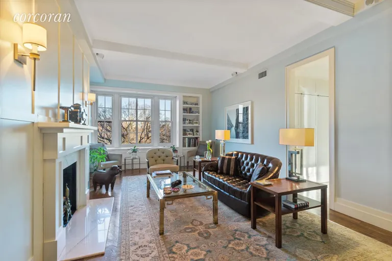 New York City Real Estate | View 1140 Fifth Avenue, 7B | Living Room | View 2