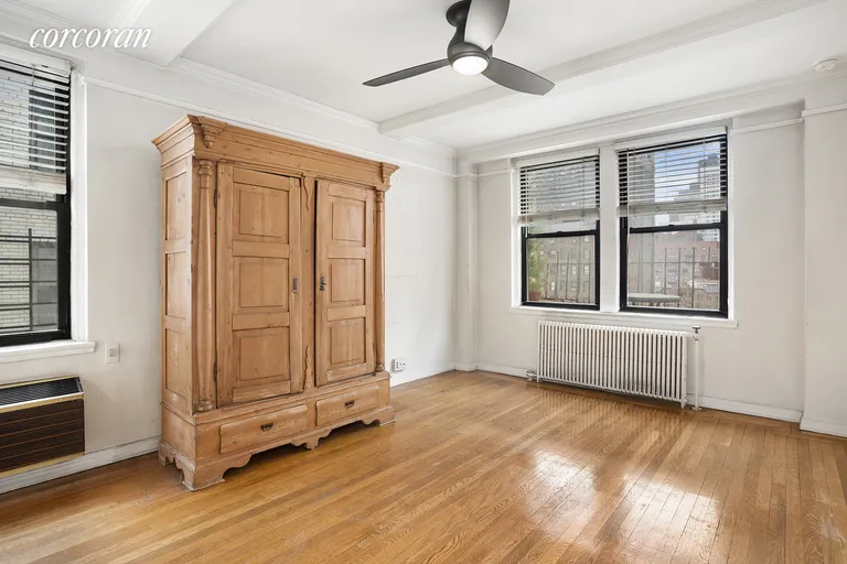 New York City Real Estate | View 220 East 73rd Street, 11H | room 5 | View 6