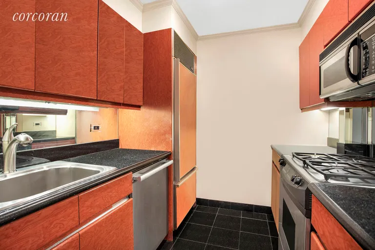 New York City Real Estate | View 15 West 53rd Street, 19C | 4 | View 3