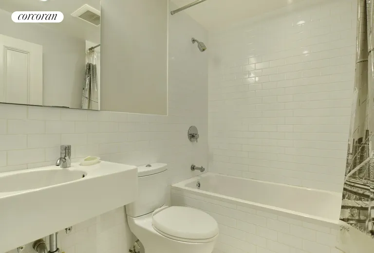 New York City Real Estate | View 598 Bergen Street, 1 | Crisp and clean bathroom | View 4
