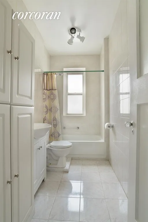 New York City Real Estate | View 816 43rd Street, 9 | Bathroom | View 6