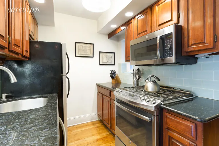 New York City Real Estate | View 708 8th Avenue, 3L | room 2 | View 3