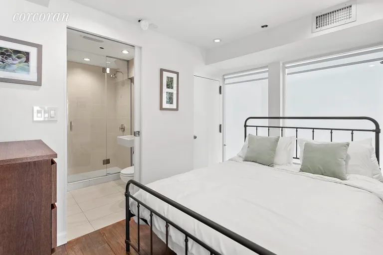 New York City Real Estate | View 131 Wythe Avenue, 2-F | room 6 | View 7