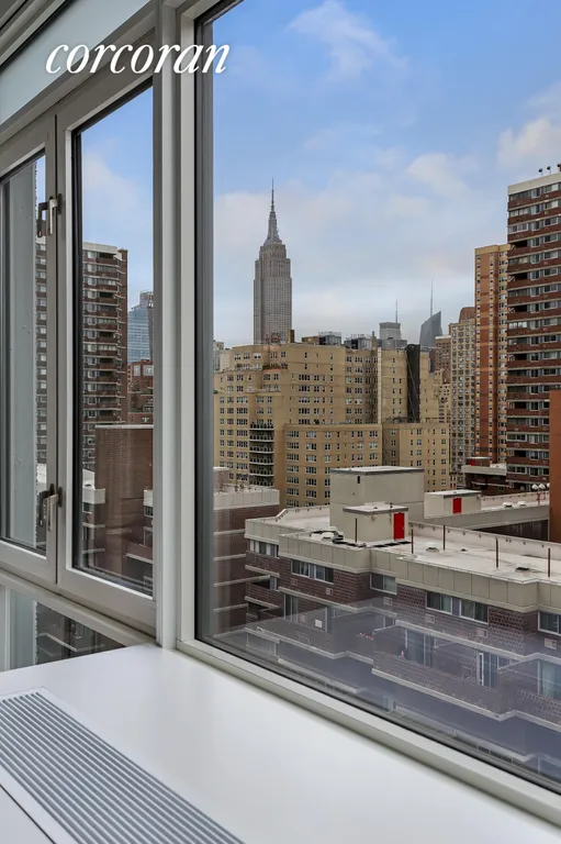 New York City Real Estate | View 385 First Avenue, 16B | room 4 | View 5