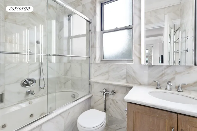 New York City Real Estate | View 410 East 57th Street, 11A | Bathroom | View 4