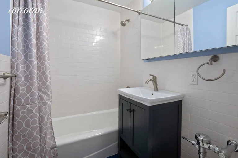 New York City Real Estate | View 166 West 76th Street, 2D | room 4 | View 5