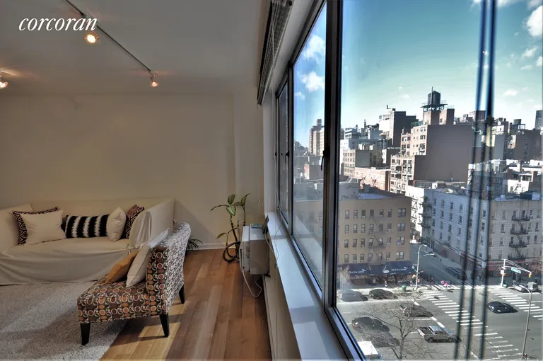 New York City Real Estate | View 1601 Third Avenue, 11J | room 8 | View 9