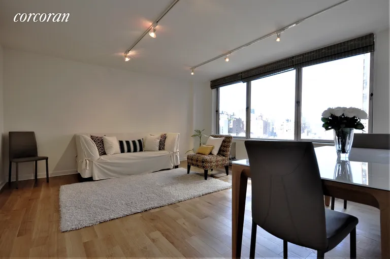 New York City Real Estate | View 1601 Third Avenue, 11J | room 10 | View 11