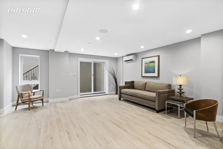 New York City Real Estate | View 139 Grove Street, 1B | Ample space for recreation! | View 6