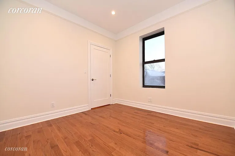 New York City Real Estate | View 30-86 32nd Street, 22 | room 5 | View 6